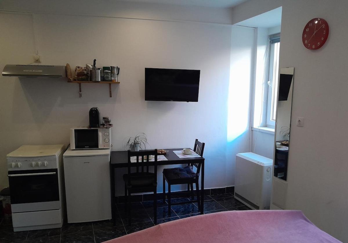 Apartament Small At Corvin Negyed